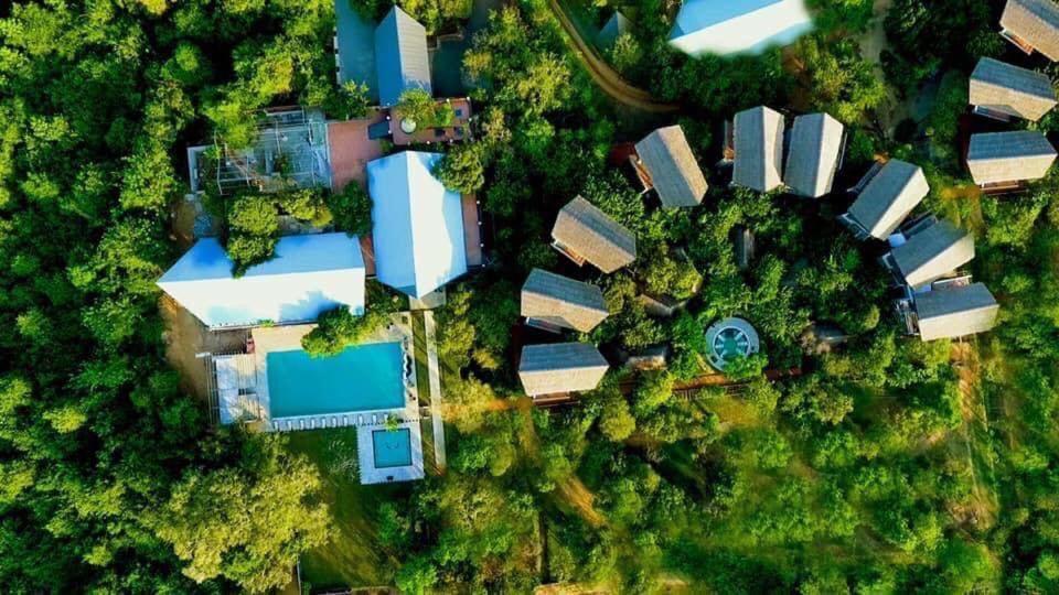 Aswadduma Hotel 담불라 외부 사진