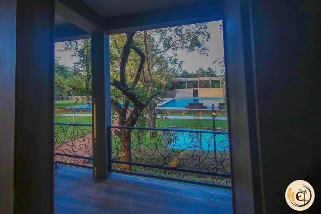 Aswadduma Hotel 담불라 외부 사진