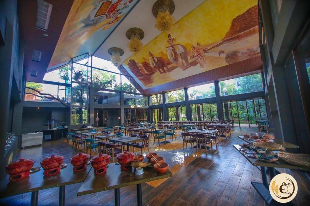 Aswadduma Hotel 담불라 외부 사진